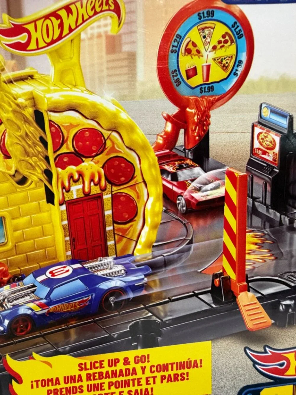 Hot Wheels City Speedy Pizza Pick-Up Track Set
